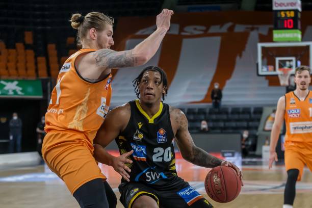 特殊的比赛 特殊的比赛