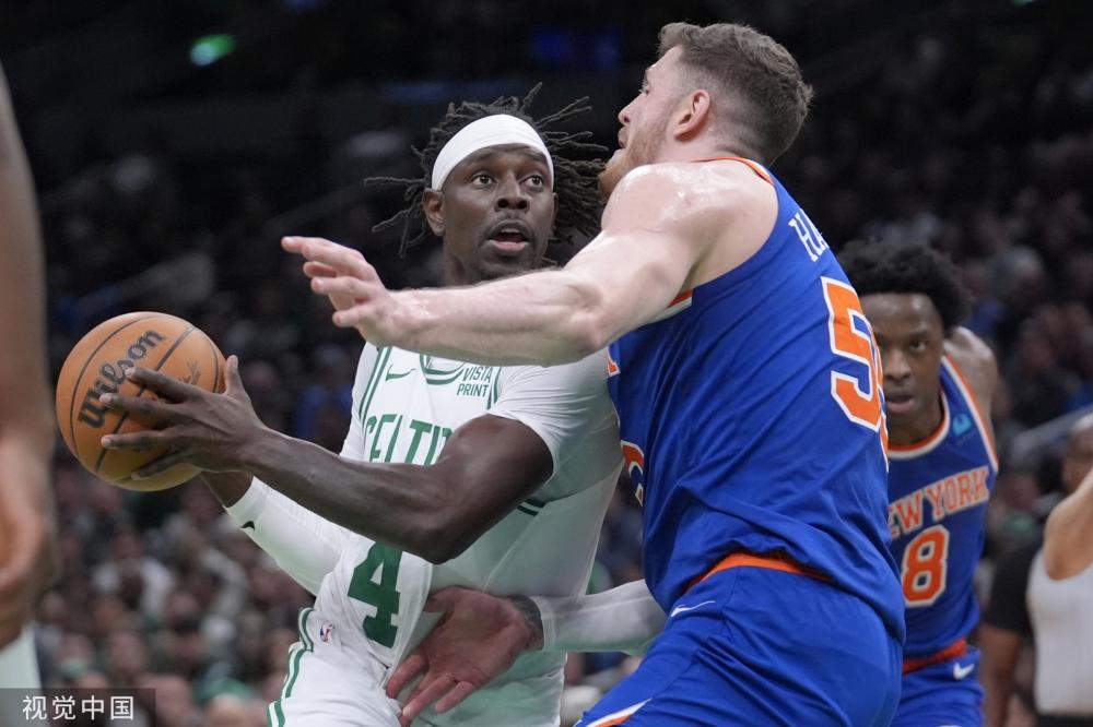 牙巨星陷入 牙巨星陷入