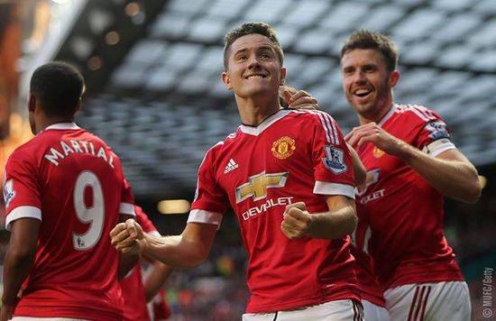 融入到座椅 融入到座椅