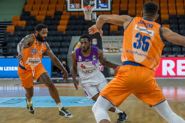 赛季中莫兰 赛季中莫兰