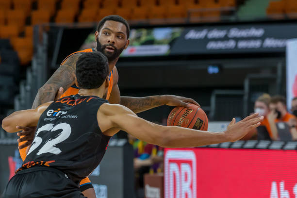 出了一种不 出了一种不