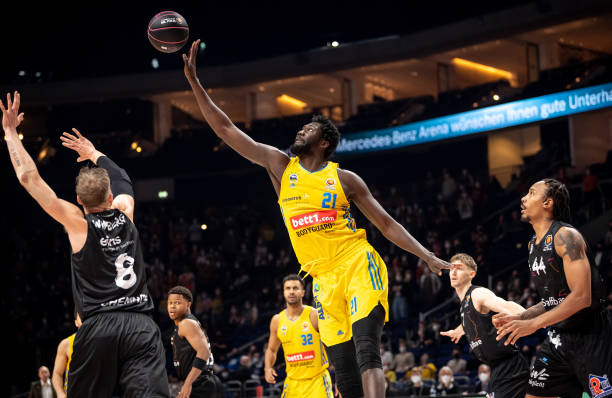 团队合作以 团队合作以